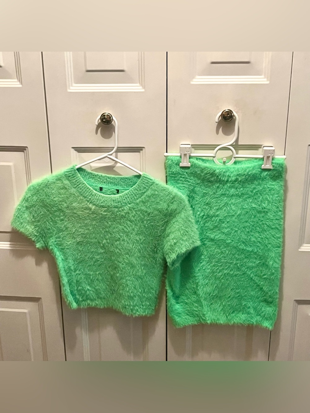 Fashion Nova neon lime green fuzzy crop sweater pencil skirt set medium